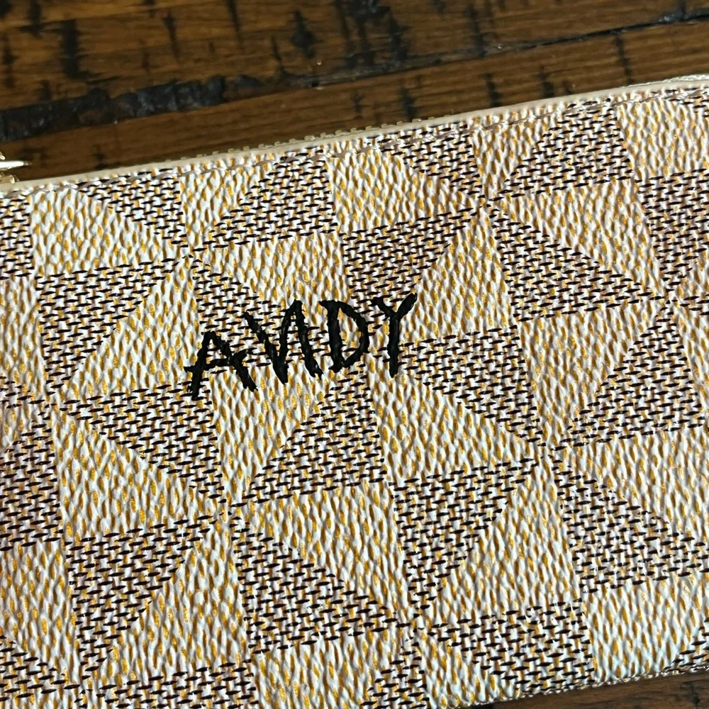 HAND PAINTED Cartoon Cowboy coin purse!! - Picture 4 of 8